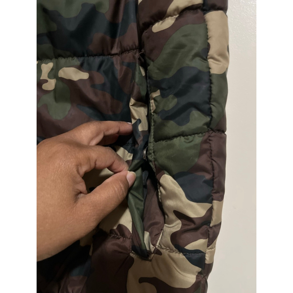 EUC Men's SWISS TECH Camo Puffer Vest S Green Brown - Picture 7 of 7